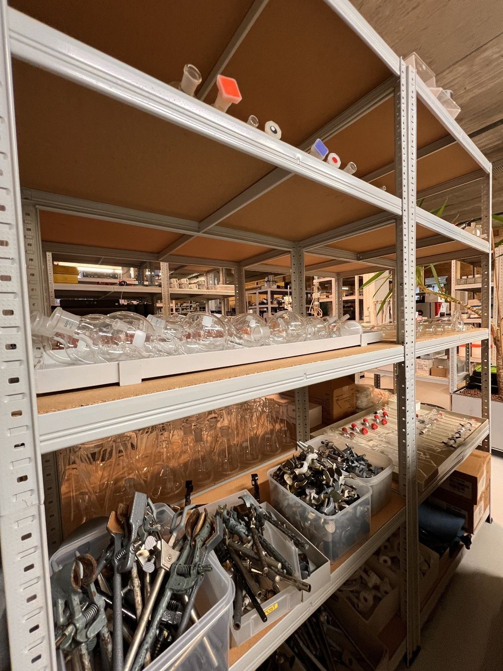 Schott Gläser: Laborglas Laborgewindeflasche 1000ml mit Deckel – Gebraucht aus Hölstein von  4