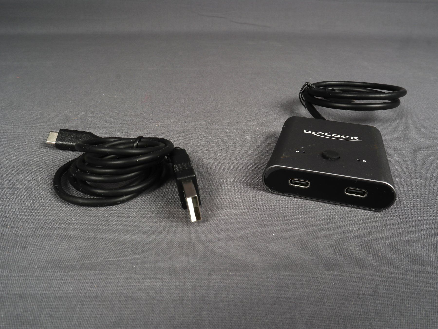 Hub & Switch: DELOCK USB Type-C Switch 2 to 1 – Nuovo (secondo la descrizione) da Steinen venduto da Restwert_Steinen 4
