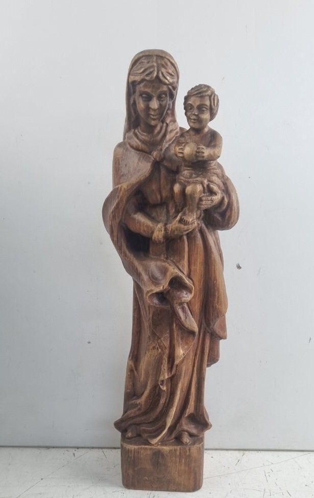 Figuren: Madonna mit Jesus Kind aus Holz geschnitzt – Gebraucht aus Flums von Flumsantik 1