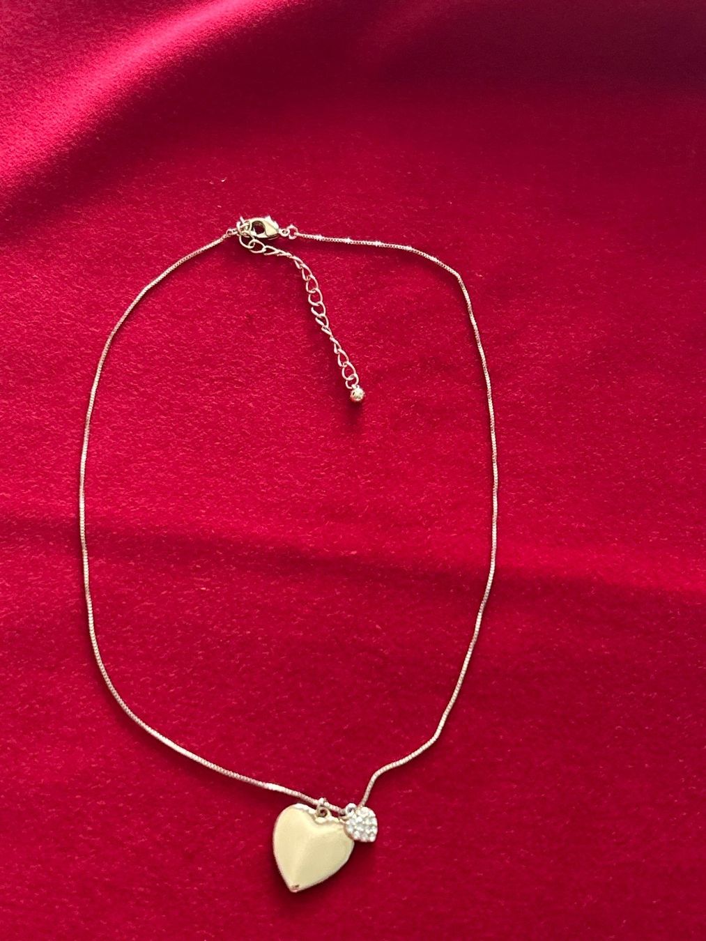 Ketten: Modeschmuck Halskette mit  2 Herze goldfarbenen – Gebraucht aus Brunnen von Nala2929 1