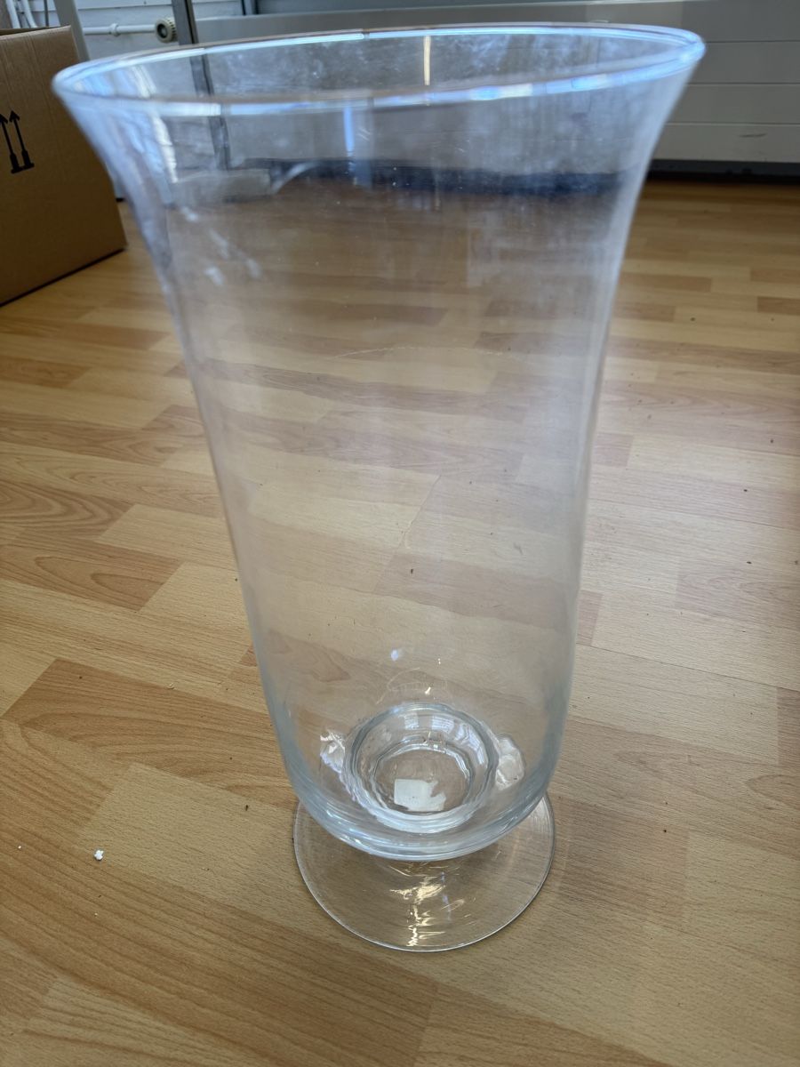 Vase & Récipients: Grosse Vase – D'occasion à Grenchen par Bastet007