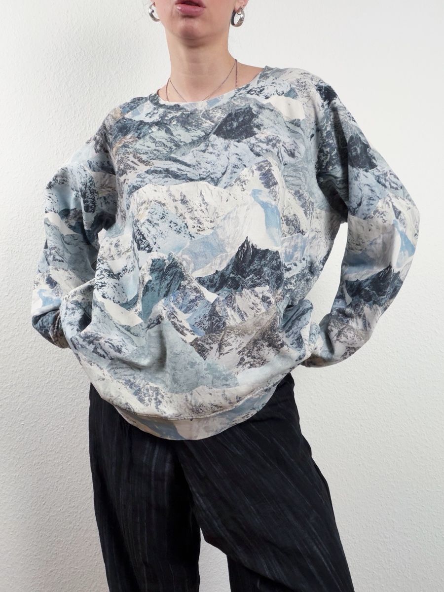 Pulls & Sweat-shirts: Pullover Mountains Print Long Sleeve Size XL Unisex – D'occasion à Knonau par Grapesvintage