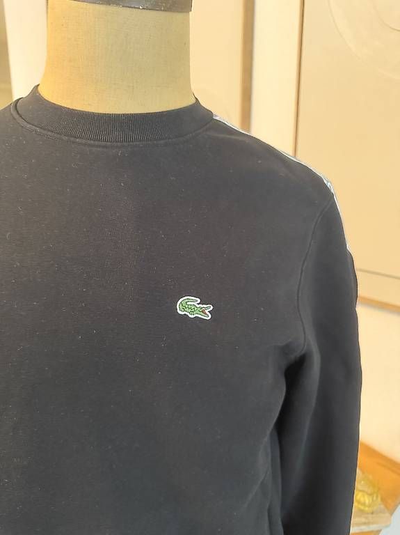 Pulls & Sweat-shirts: Lacoste Schwarz – D'occasion à Brüttisellen par noelzul 1