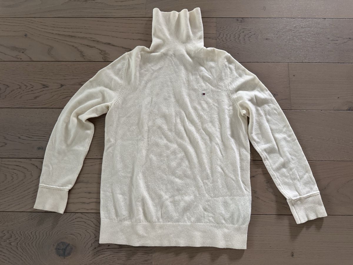 Tommy Hilfiger Pullover & Sweatshirts: 2 pulls Tommy Hilfiger  – Gebraucht aus Corpataux von seniz
