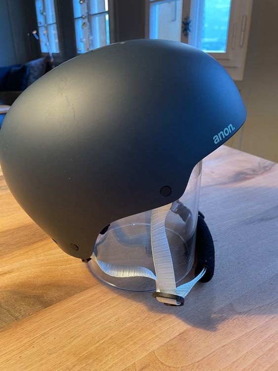 SnowboardHelm Kaufen auf Ricardo