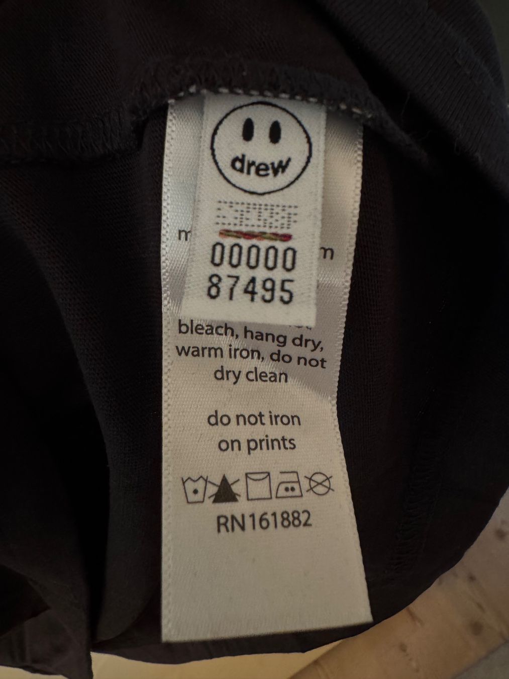 T-shirt: Drew House Logo Shirt Black – Nuovo (secondo la descrizione) da Nürensdorf venduto da gla_5tjl 2