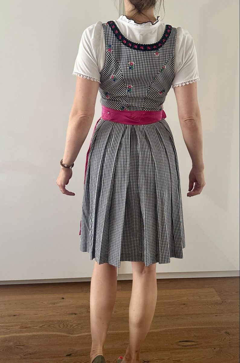 Kleider: Dirndl Grösse 36 – Gebraucht aus Lachen SZ von Anja8853 2