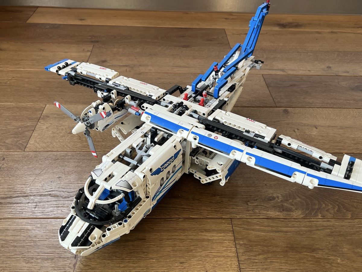 Lego Kit di costruzioni: Lego Technic Flugzeug – Difettoso da Stettlen venduto da t.rentsch