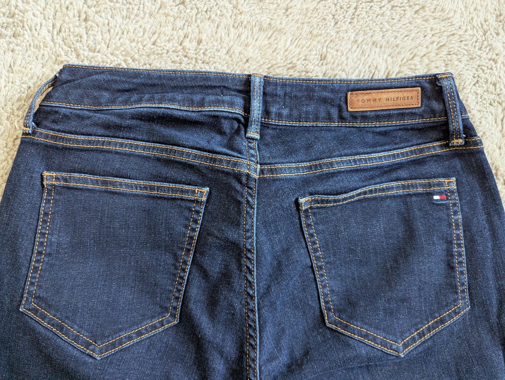 Tommy Hilfiger Jeans: jean tommy Hilfiger 38 – Usato da Montreux venduto da dem_gyt9 3