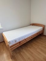 Einzelbett mit Matratze – guter Zustand