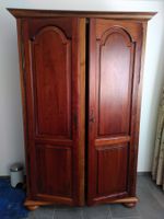 Massivholz-Schrank - klassisch und hochwertig