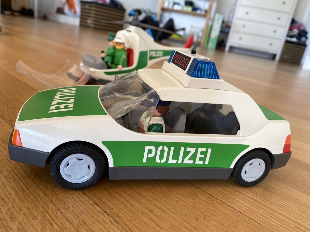 Playmobil Spielzeuge: Playmobil Polizeiauto und Polizeihelikopter – Gebraucht aus Zumikon von Teuchter 4