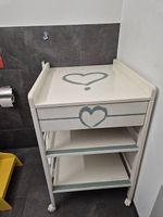 Wickeltisch von Geuther mit Schublade