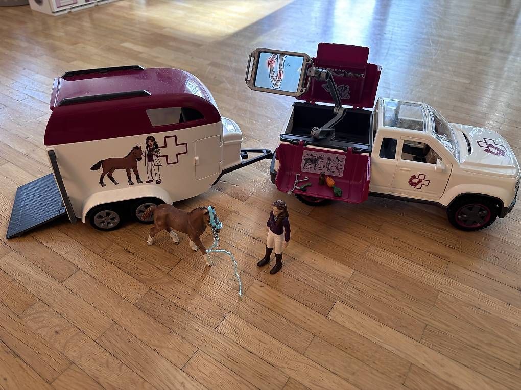 Giocattoli: Schleich mobile Tierärztin – Usato da Aarau Rohr venduto da mia_guapa 1
