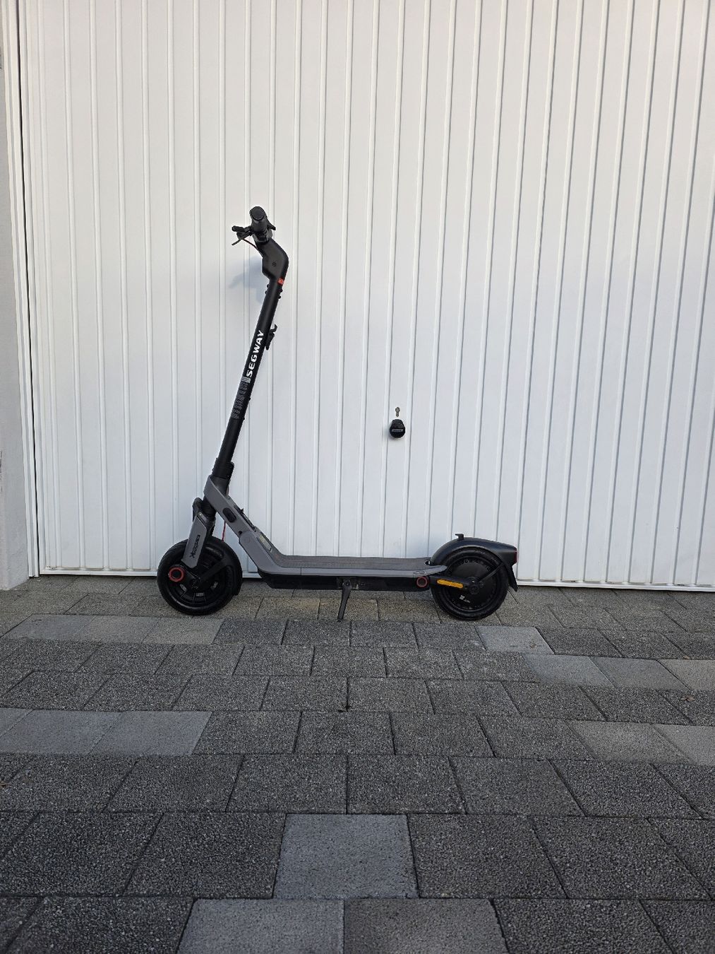 Segway Kickboard: Segway E3 D – D'occasion à Beringen par VHSAM