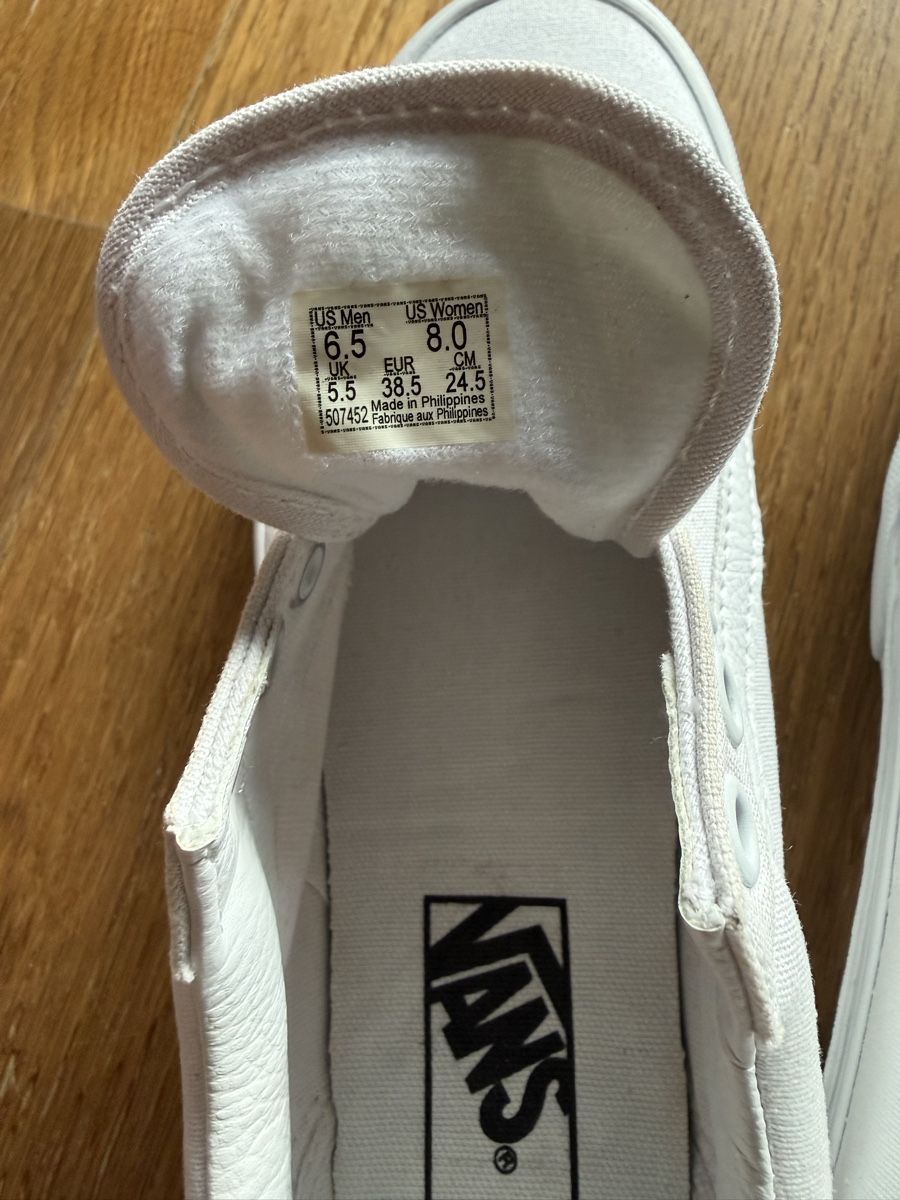 Vans Scarpe da uomo: Vans weiss 38.5, ohne Schnürsenkel – Nuovo (secondo la descrizione) da Münchwilen TG venduto da nera.a 1