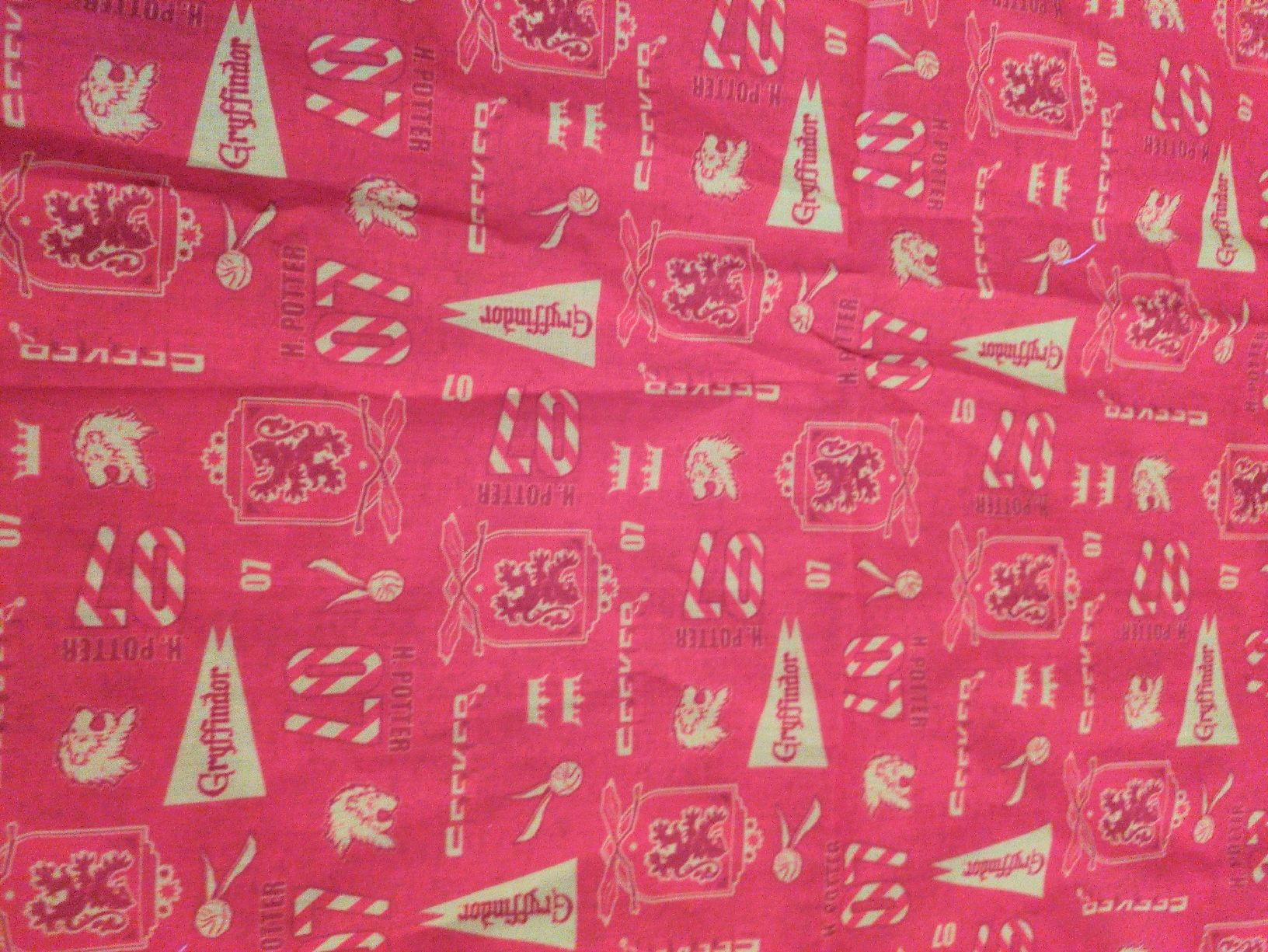 Stoffe: Harry Potter Hogwarts Stoff Reste  – Neu (gemäss Beschreibung) aus Fankhaus (Trub) von sun_7677 2