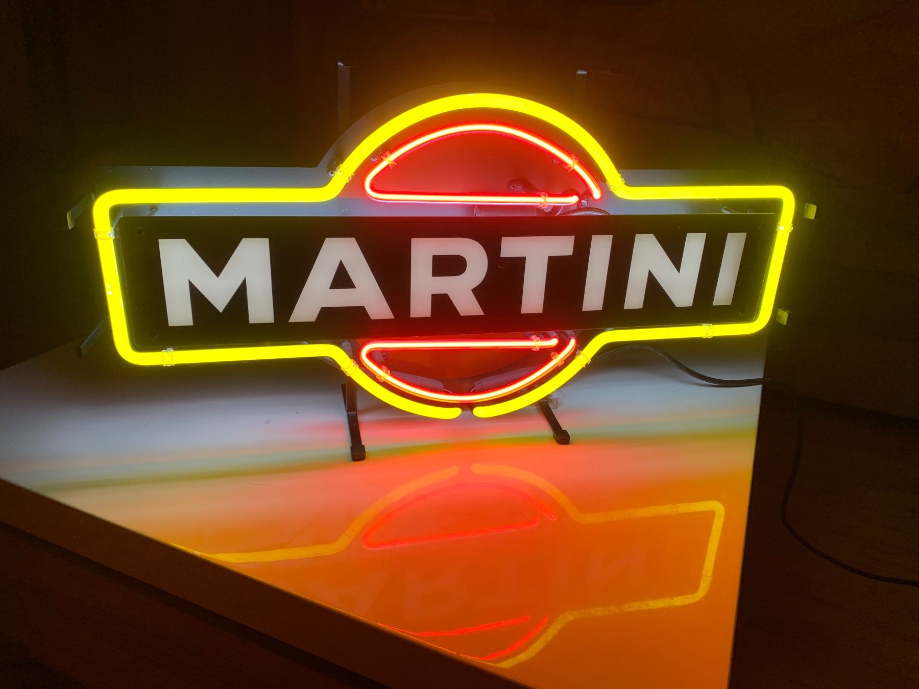 Lampade: MARTINI Neon Sign Light Leuchtreklame – Usato da Freidorf TG venduto da Angel_77