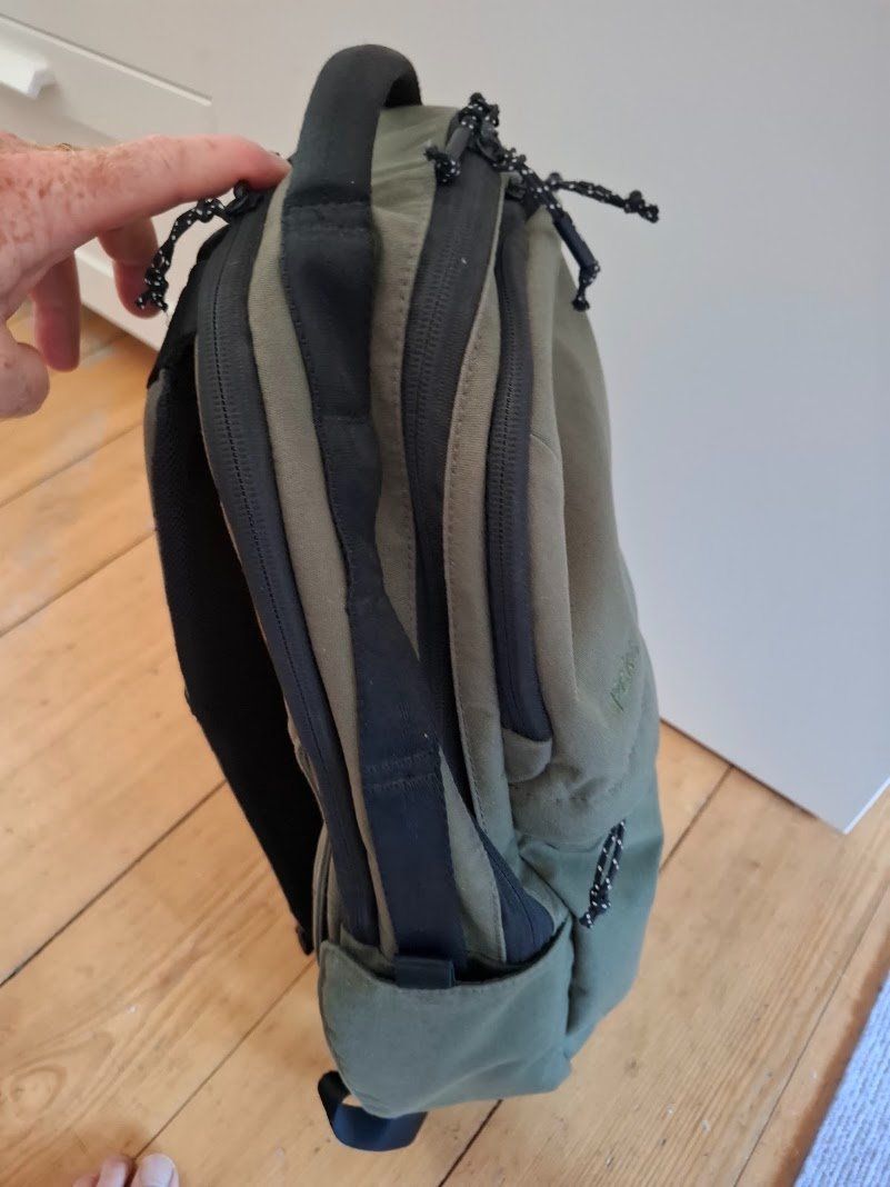 Zaini: Pakt Bag - Everyday 22L Backpack – Usato da Birsfelden venduto da Irish_C 4