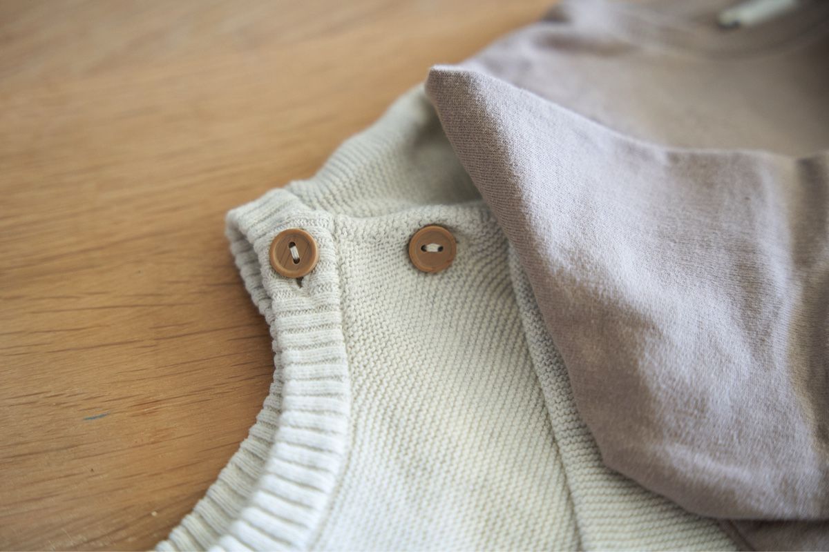 Lotti & Set di vestiti: Kleiderpaket Oberteile Grösse 74 – Nuovo (secondo la descrizione) da Olten venduto da Sebbwen 1