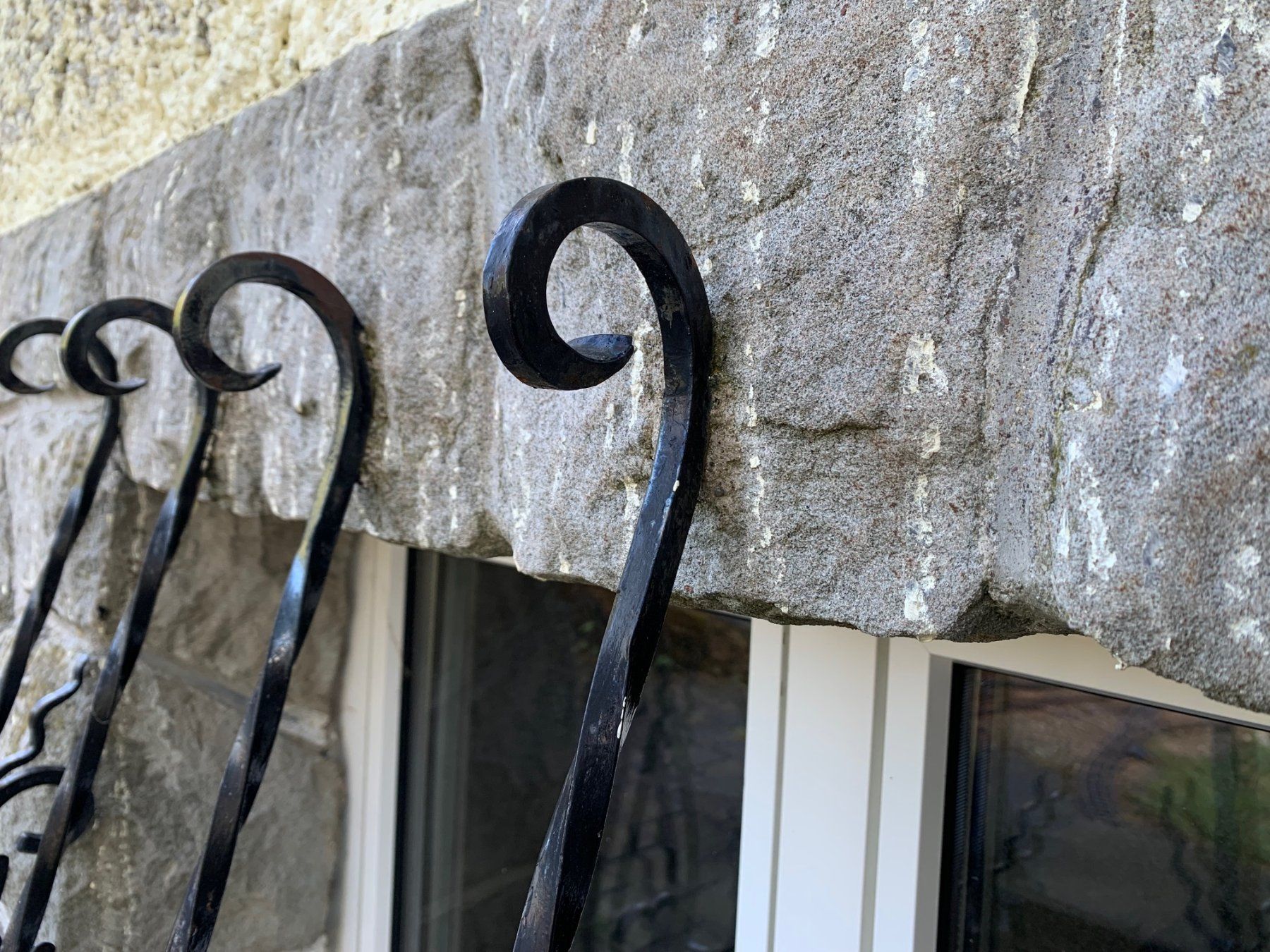 Griglie e Inferriate: Gitter für Kellerfenster – Usato da Biel/Bienne venduto da and040 5