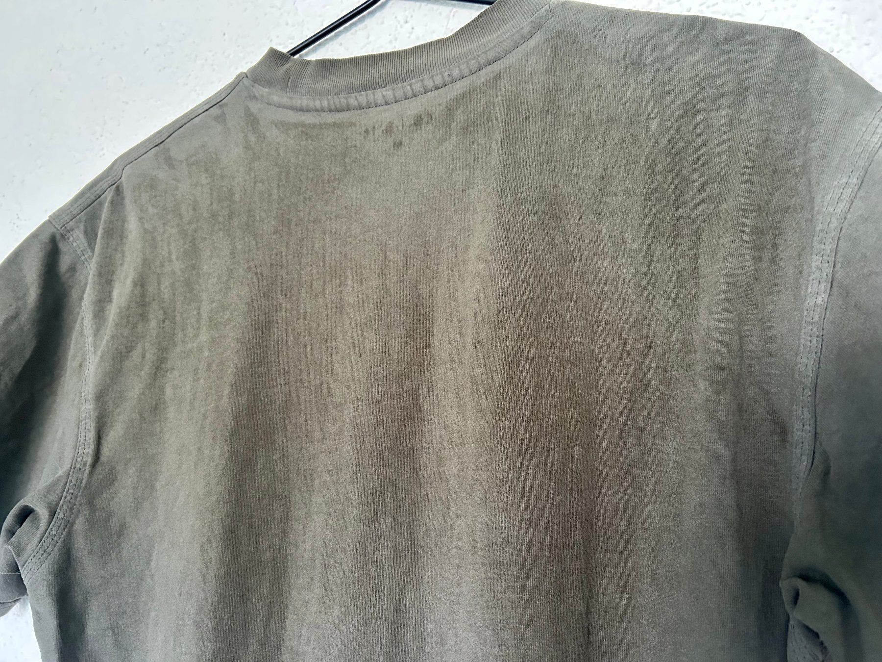 Carhartt T-shirt: Carhartt / T-Shirt – Usato da Dietlikon venduto da Mankai 3