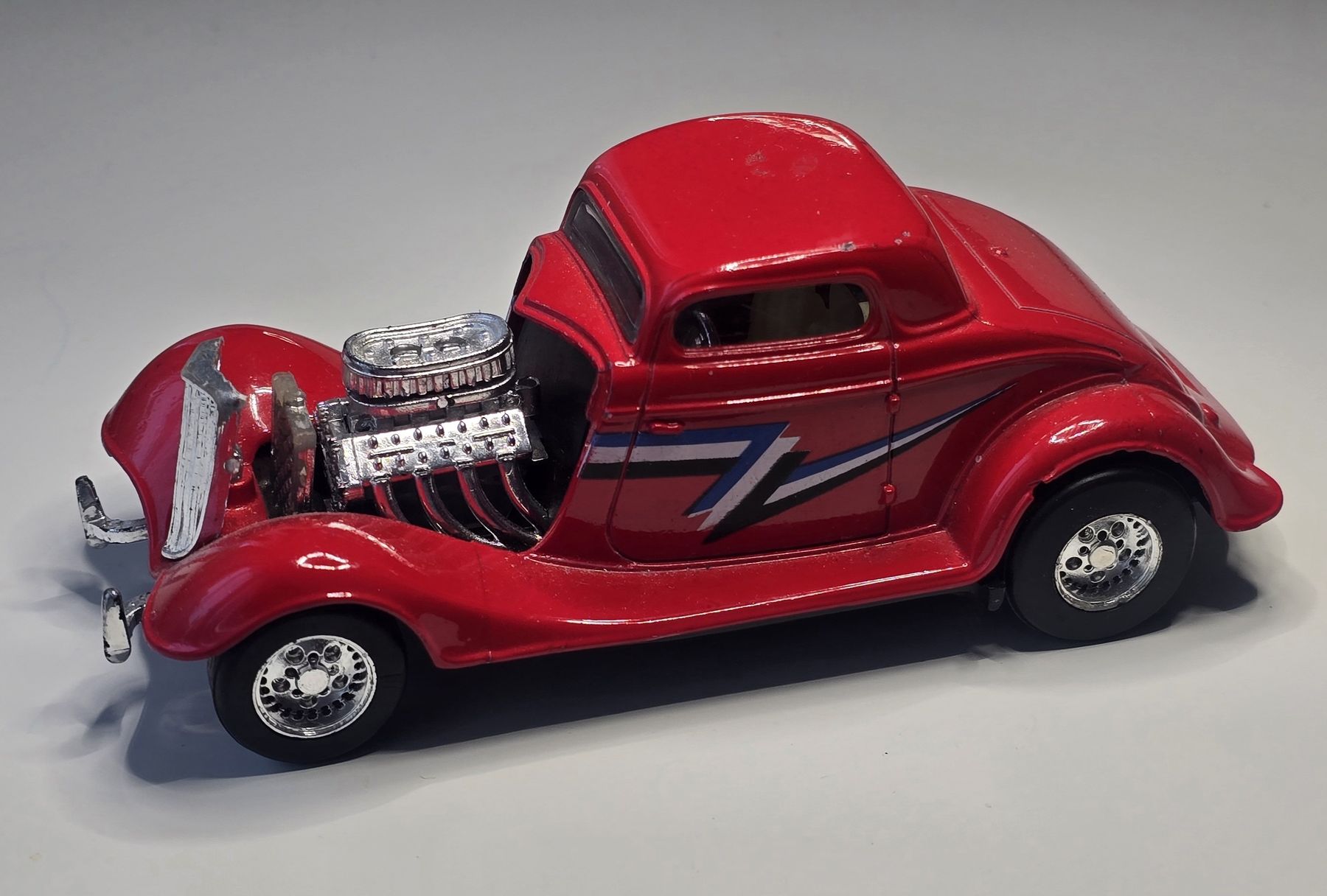Majorette Modellini d'auto: Majorette Ford Hot Rod  – Usato da Kirchberg BE venduto da HotWheelsSammler 1