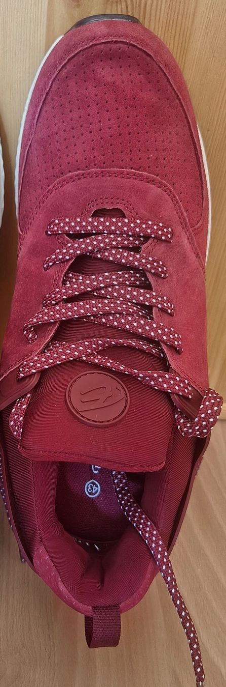 Scarpe da uomo: Sneakers Herren Grösse 43 Weinrot – Nuovo (secondo la descrizione) da Salez venduto da Givik.