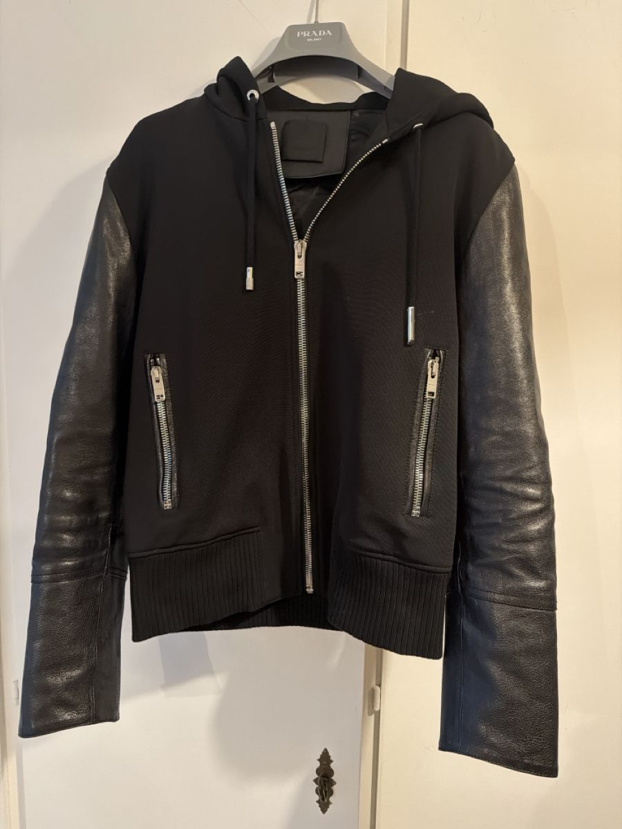 Givenchy Giacche: Giacca Givenchy con cappuccio e maniche in pelle, nera – Usato da Lugano venduto da can_xdd8