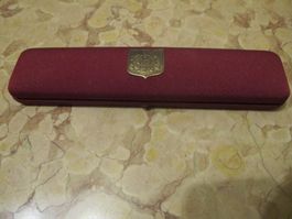 Schmucketui Majorica Rot Mit Emblem Von Innen Und Aussen Sig