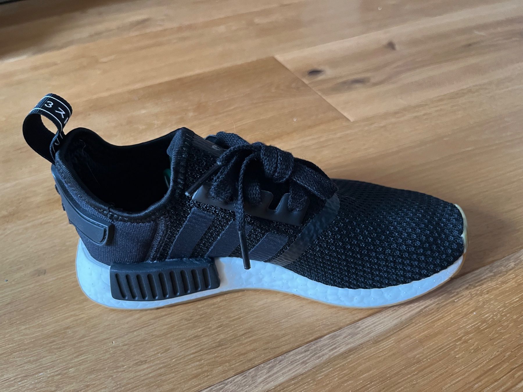 Adidas Scarpe da uomo: adidas NMD R1 - Grösse 37 - NEU !!! – Nuovo (secondo la descrizione) da Zug venduto da JeKo00 6