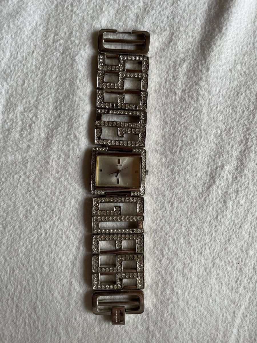 Guess Orologi: Guess Damenuhr Strass Glitzer – Usato da Münsingen venduto da Secondhand89