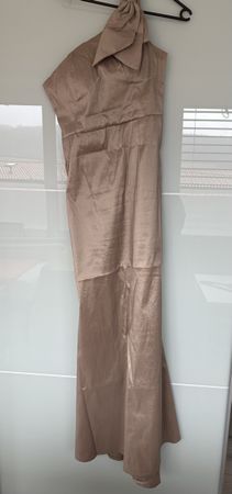 Robe de soirée élégante, une épaule - taille L ✨