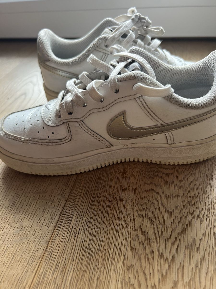 Nike Scarpe per ragazzi: Nike Air Force 1, Gr. 31 – Usato da Würenlos venduto da Donas1991 8