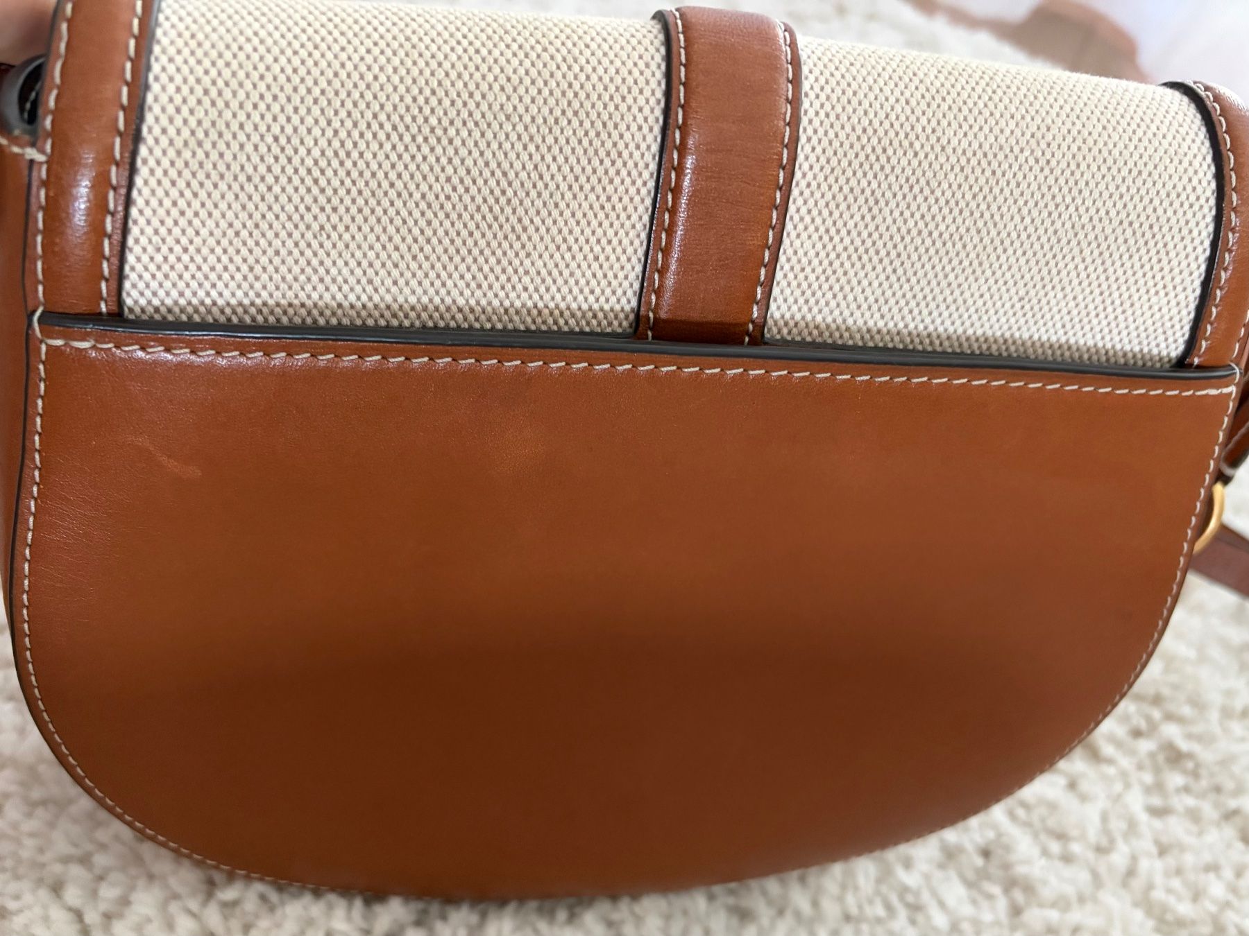 Tory Burch Sacs femmes: Tory Burch - Miller Canvas Saddle Bag – D'occasion à Wädenswil par quattromic 7