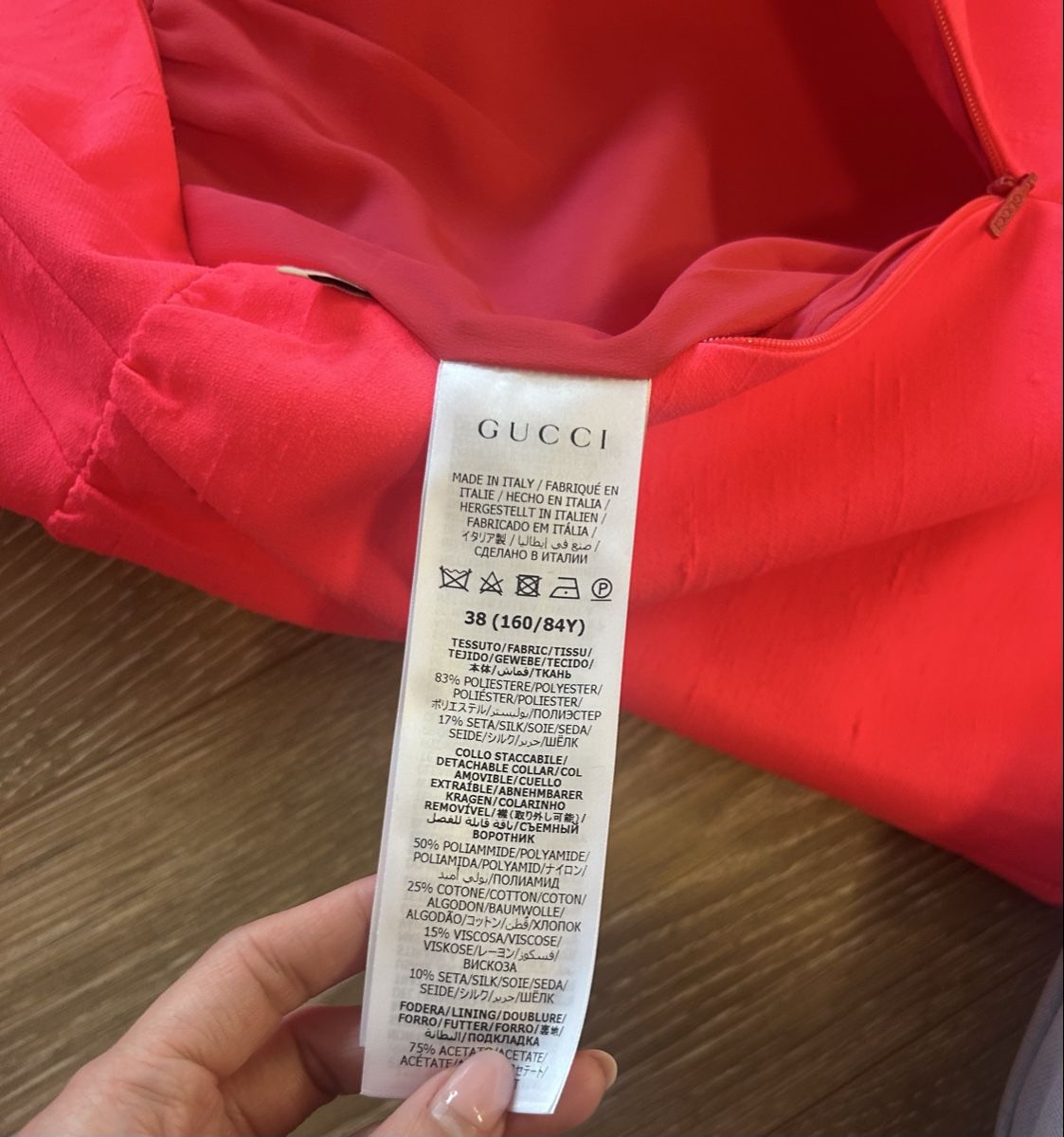 Gucci Vestiti: Gucci Hot Pink Kleid mit Schlitz – Nuovo e nell'imballaggio originale da Zürich venduto da nin_mk8s 7