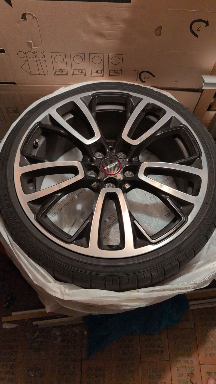 Mini Pneus & Roues: Original Mini JCW Räder, 19 Zoll – D'occasion à Schöftland par Fabrinu 1
