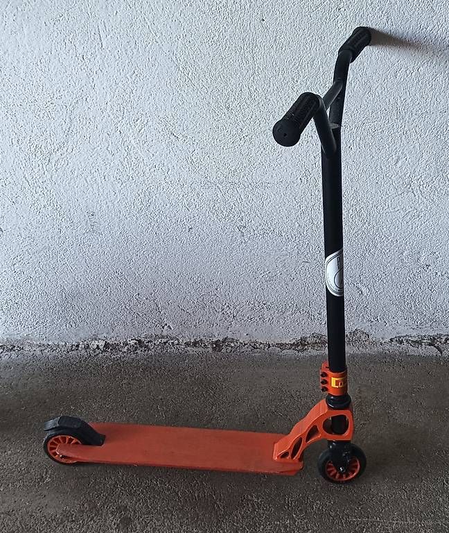 Kickboard: monopattino arancione – Usato da Breganzona venduto da jacopo2025