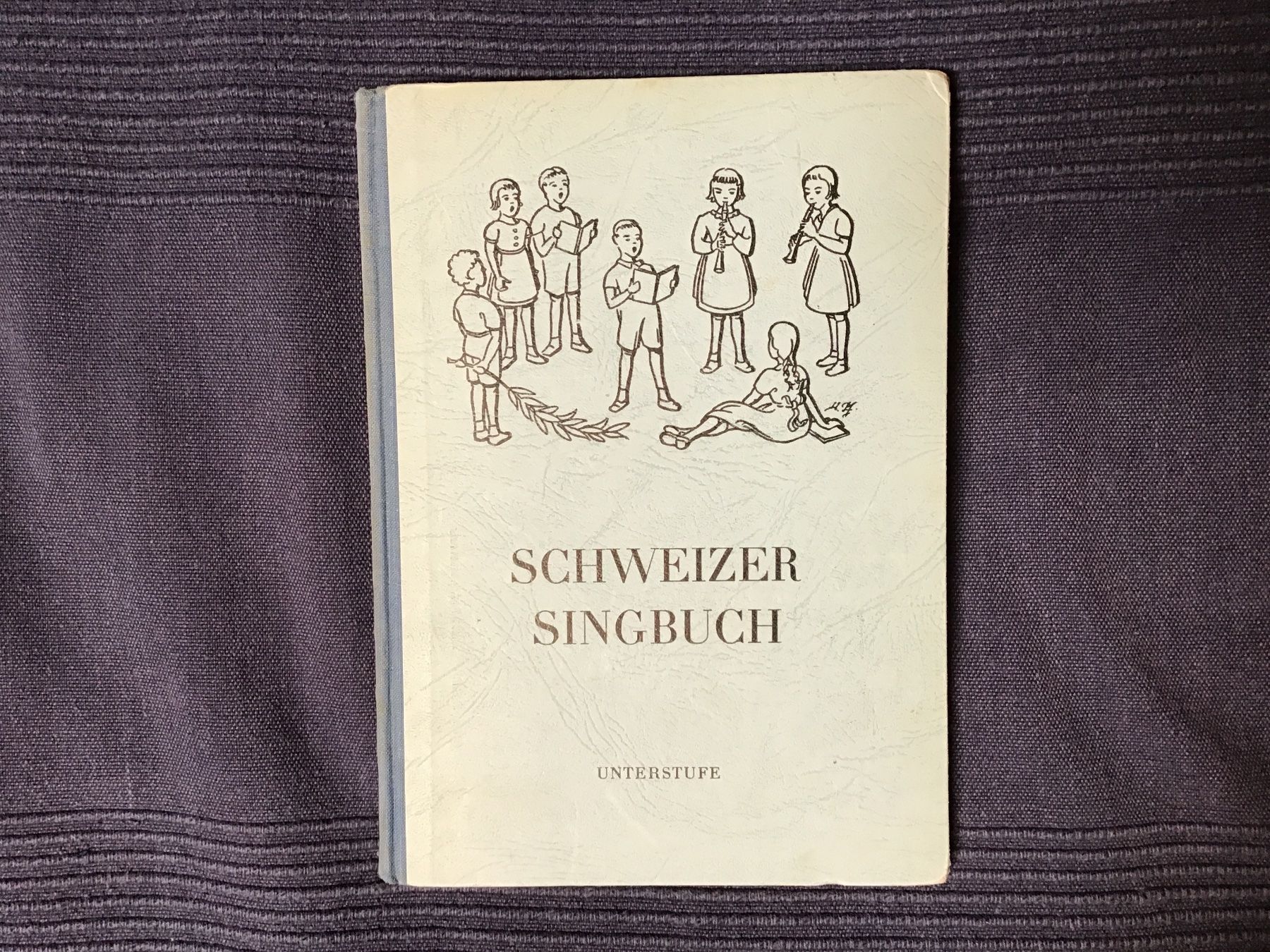 Bücher: Schweizer Singbuch Unterstufe 1954 gebraucht – Gebraucht aus Rüti ZH von Wernika1