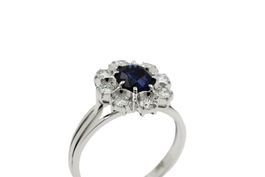 Saphir Brillant Entourage Ring 0.85ct 18K Weissgold *S3853