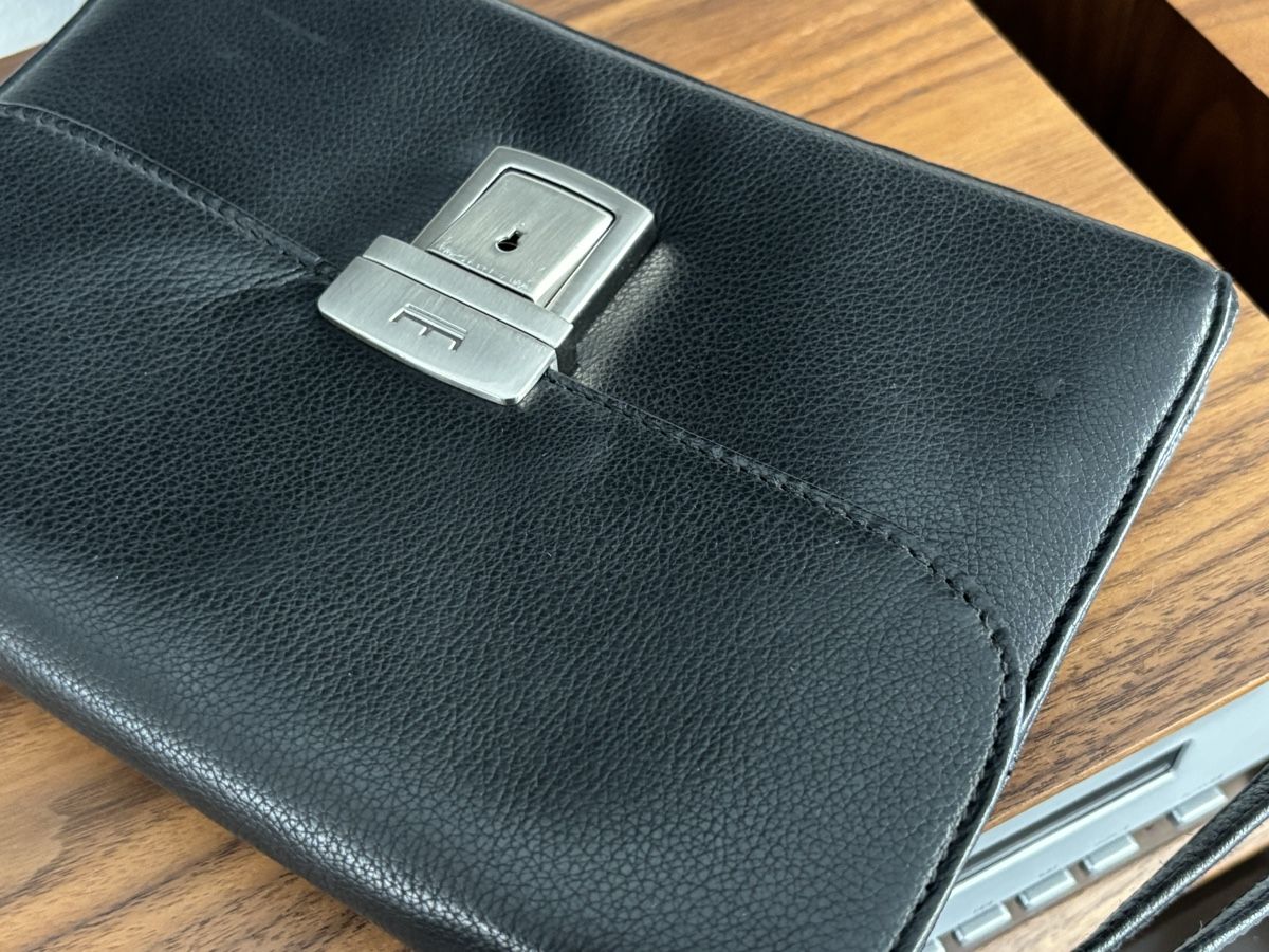 Borse: Handgelenktasche – Usato da Esslingen venduto da Sereno3 5