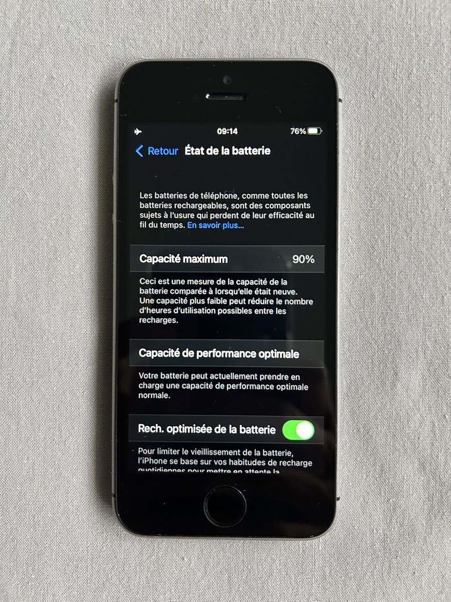 Apple Handys / Smartphones: iPhone SE 2016 – Neu (gemäss Beschreibung) aus Sion von reii 2