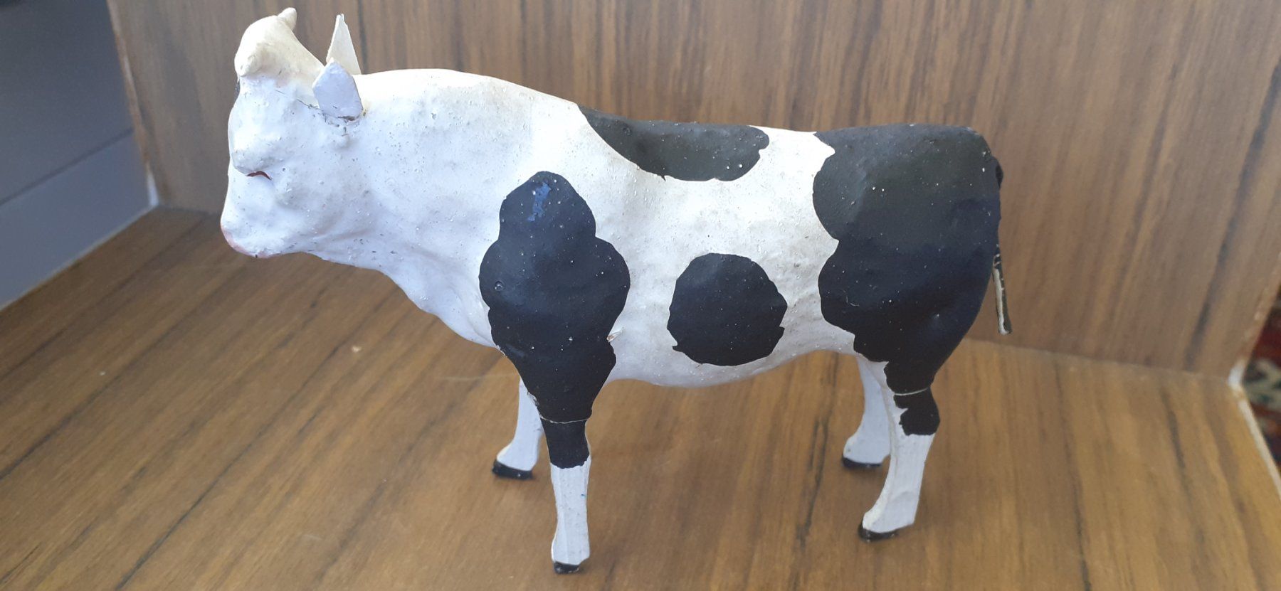 Statuette: Tierfigur Krippenfigur antik - Kuh Nr.2 – Usato da Mörschwil venduto da wunderkiste44 5