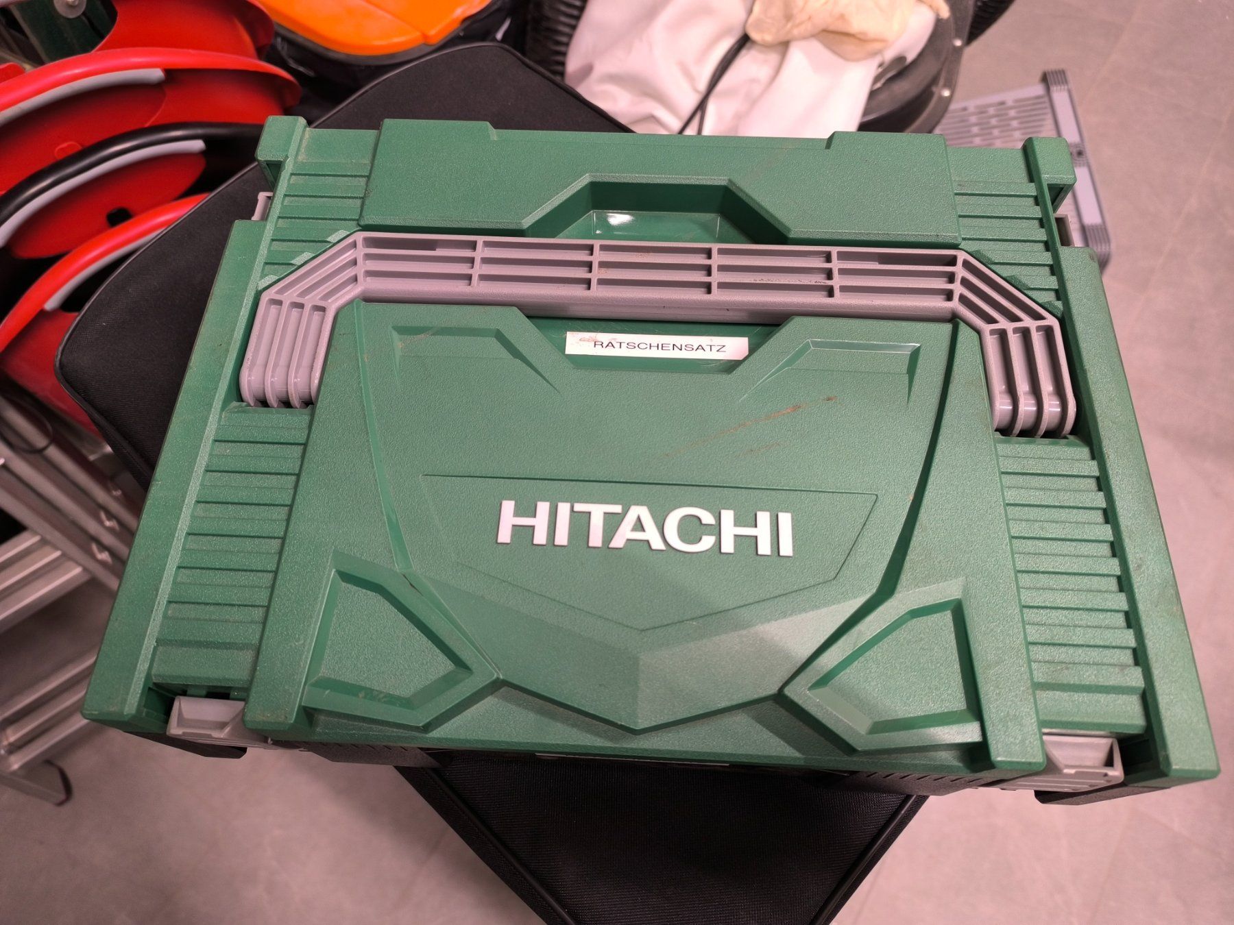 Valigie & Borse: Hitachi System Boxen mit Trolly – Usato da Spiez venduto da Niceshop 5