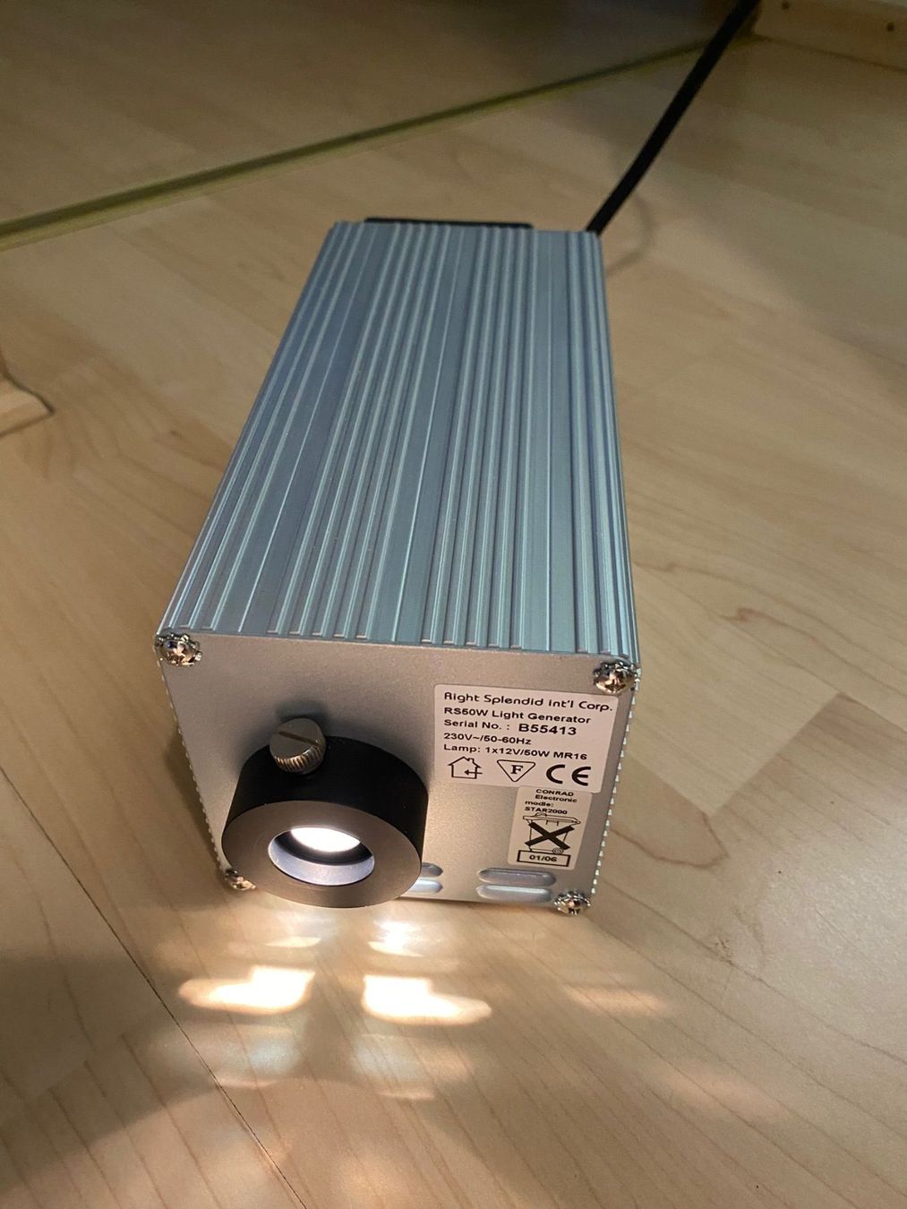 Videoprojektoren: Fiberlight Projektor – Gebraucht aus Liestal von Nizli 2