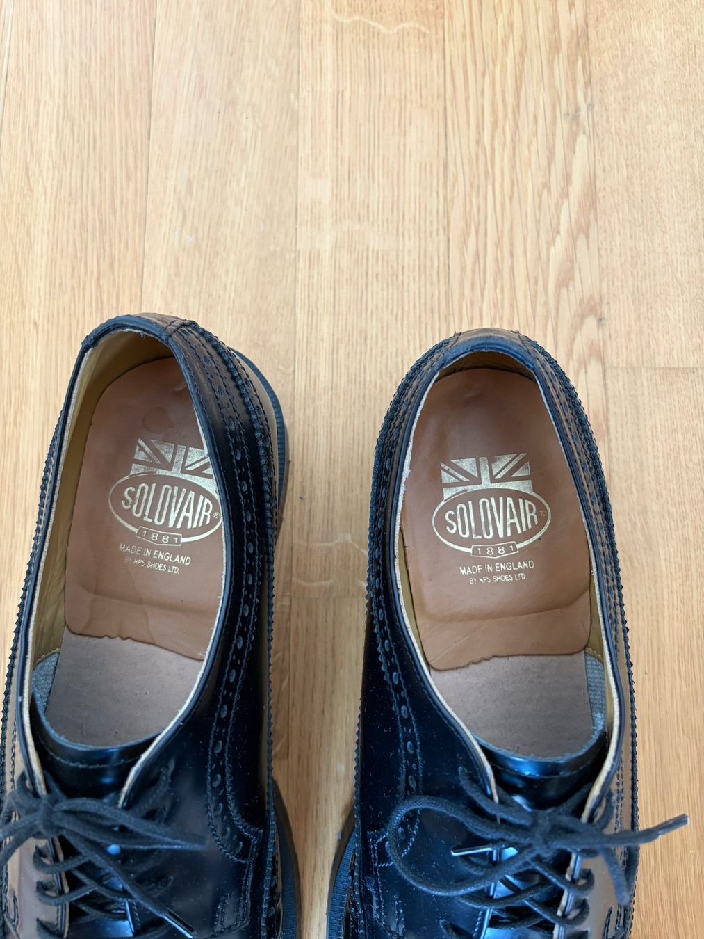 Scarpe da uomo: Solovair Brogue Shoe – Usato da Zürich venduto da jom_lkd6 2