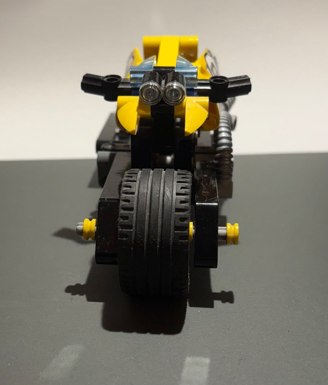 Spielzeuge: Lego Technic Stunt Bike - Set Nr. 42058 – Gebraucht aus Rorschacherberg von ConstantinNeiser 1