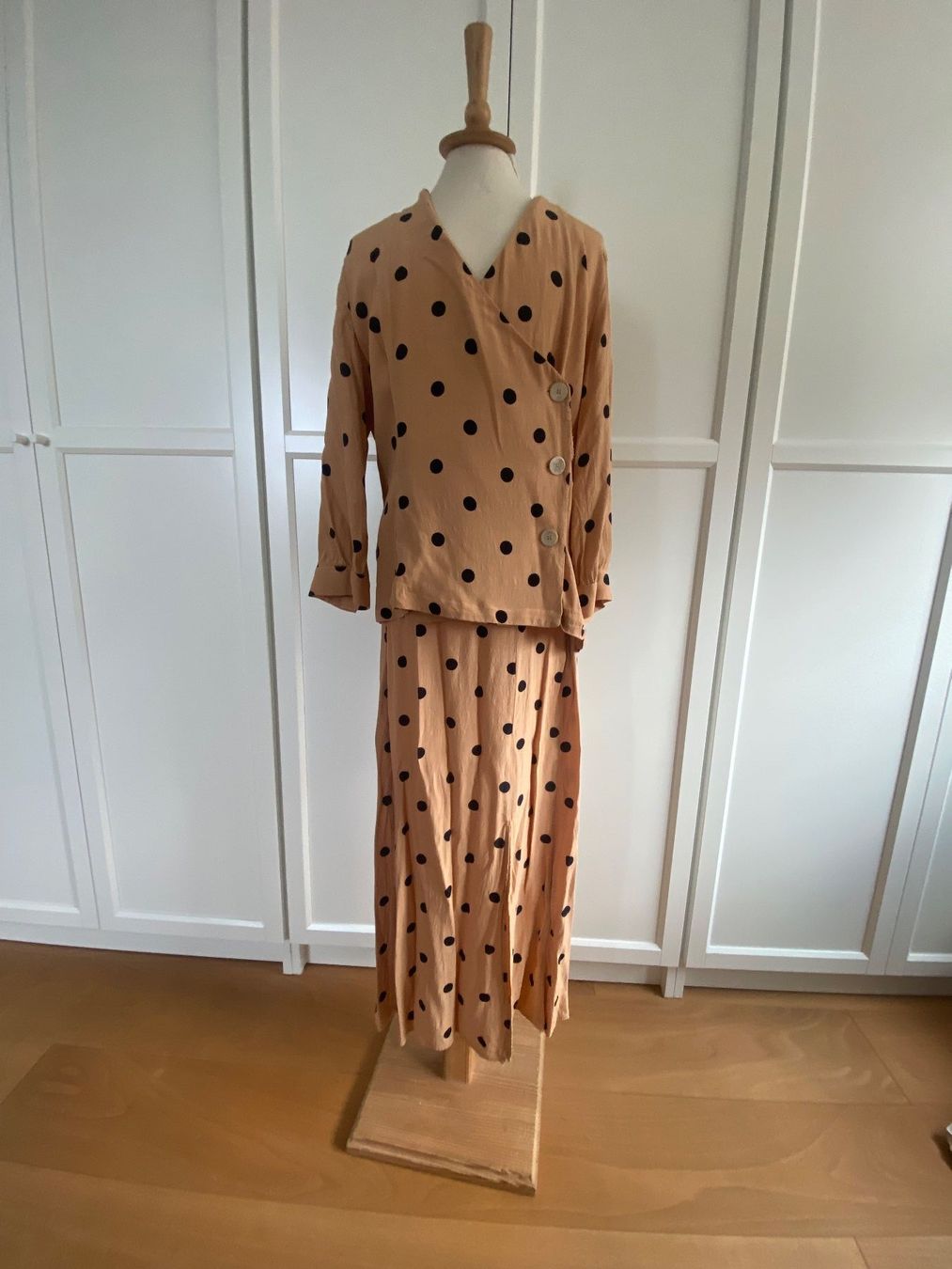 Vestiti: Zweiteiler Mango – Usato da Luzern venduto da lou4444