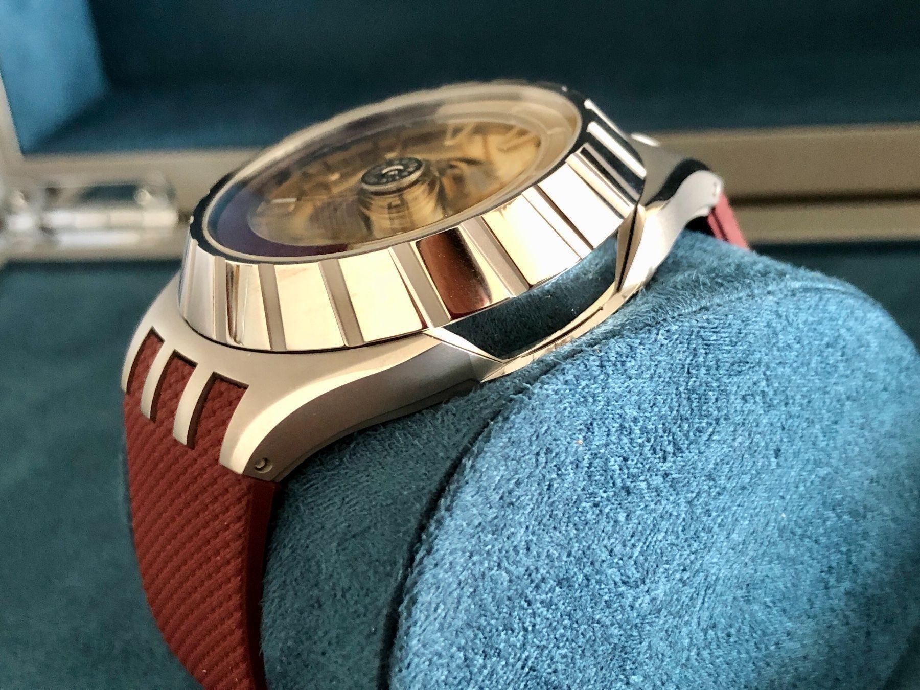 Swatch Orologi: SWATCH FlyMagic "Red Surprise", Ltd.Ed. 500 p., mechanical – Nuovo e nell'imballaggio originale da Le Mont-sur-Lausanne venduto da LycaGallery 4