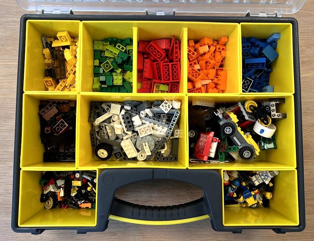 Lego Kit di costruzioni: LEGO Bausteine & Figuren in Stanley Sortierbox – Usato da Uster venduto da adrienza